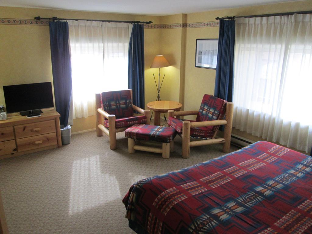 Brewster Mountain Lodge Banff Zimmer foto
